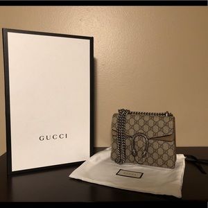 Gucci Dionysus GG Supreme Mini Bag
